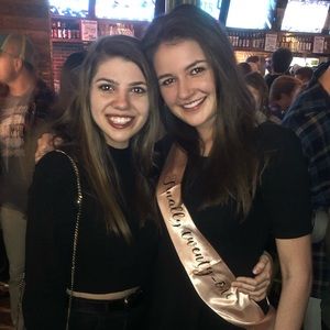 Meet your Posher, Kaitlin